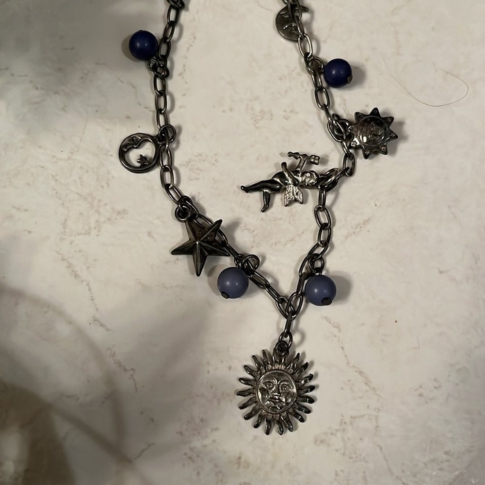 🪐 Vintage Sun, Moon & Stars Necklace 🪐 - Picture 3 of 3